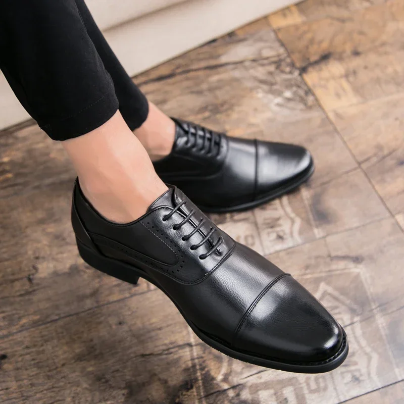 Homens lazer derby sapatos de  - Wedding Job avaliação e preço