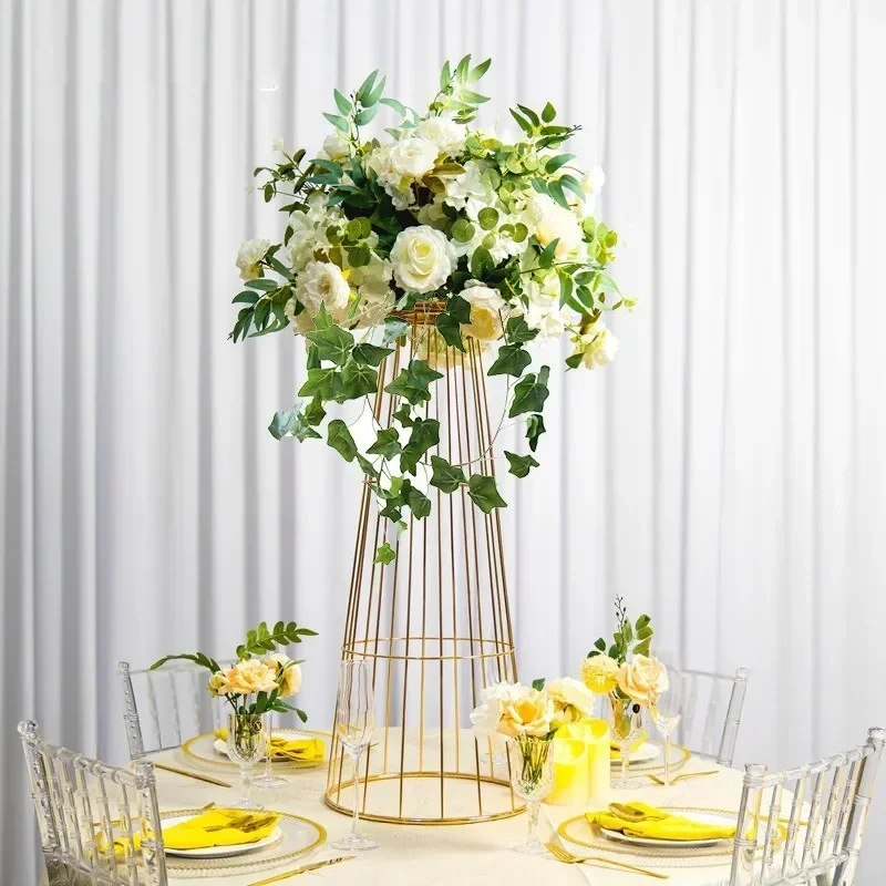 Vaso de metal em formato de tr - Wedding Decor Supply Store avaliação e preço
